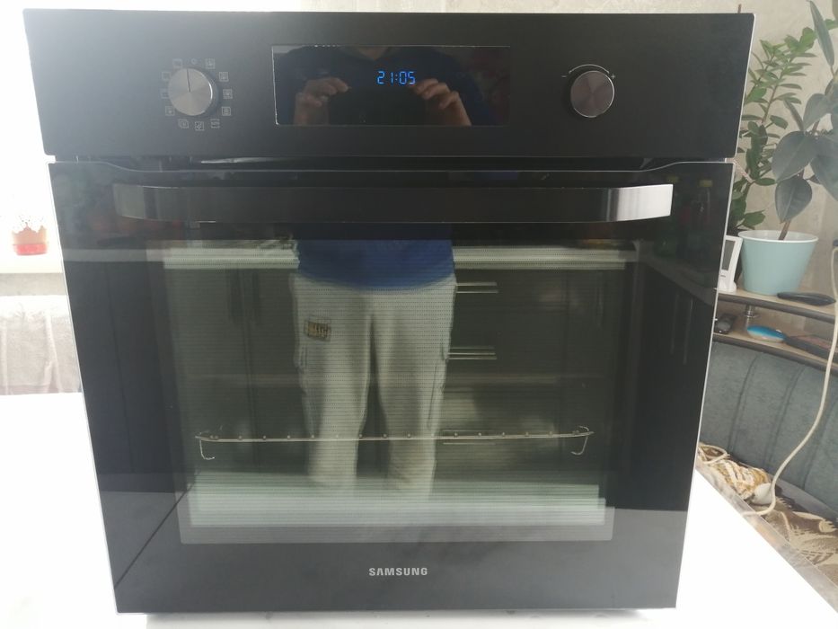 Духова шафа електрична Samsung