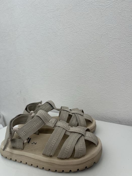 Дитячі Сандалії zara