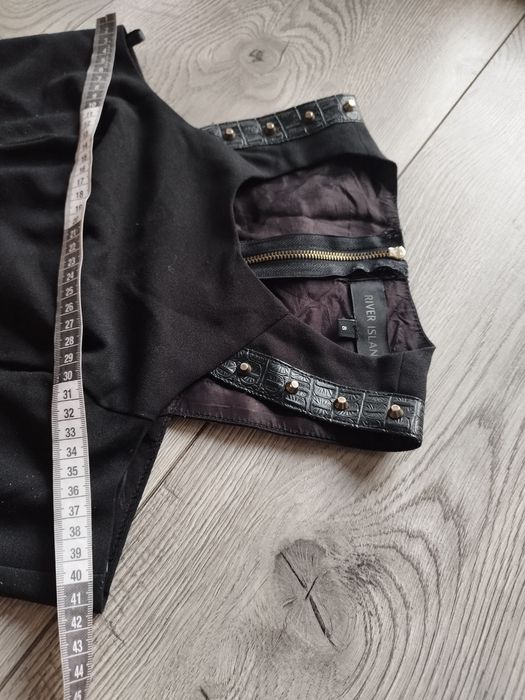 R.36 czarny kombinezon River Island ćwieki na lato