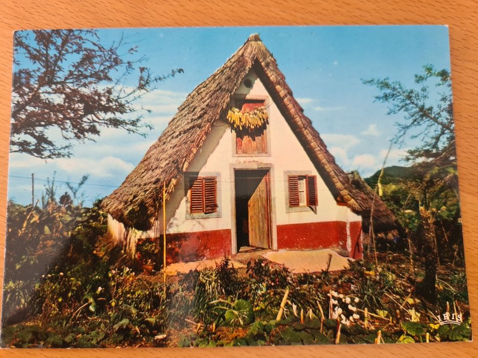 Postais vintage de Lisboa e Madeira