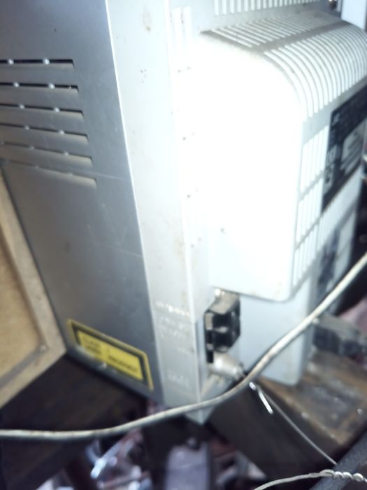 Продам музичний центр jvc