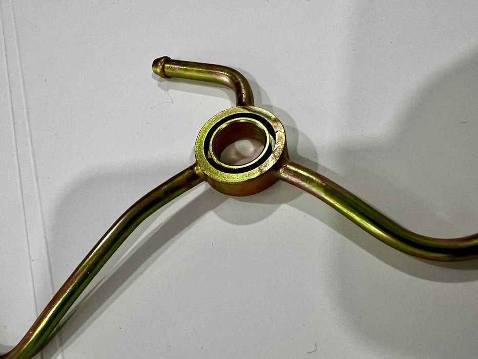 TD27 / TD25  TUBO DE RETORNO NISSAN