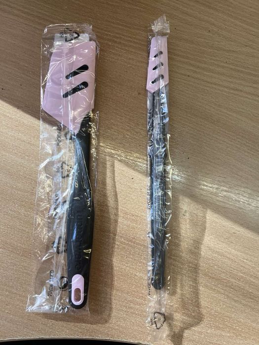 Скребок силіконовий tupperware