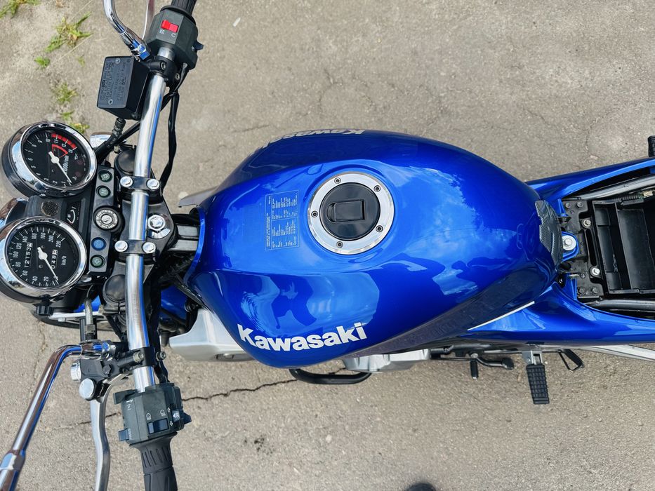 Продам свіжопривезений з Німечинни Кawasaki er-5 2005p