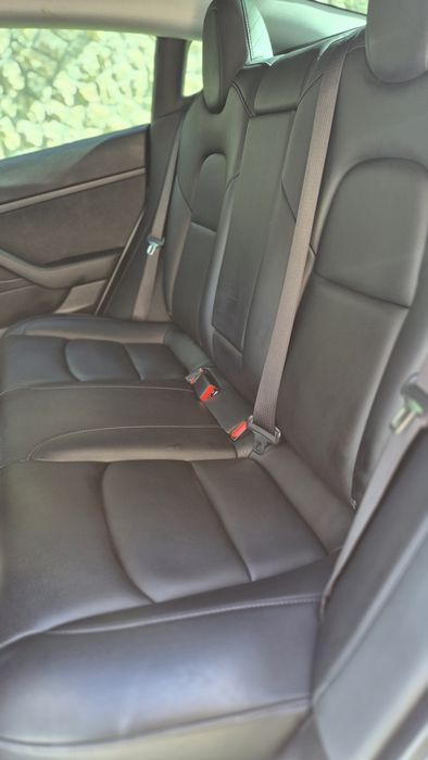 Tesla Model 3
Standard Range Plus RWD