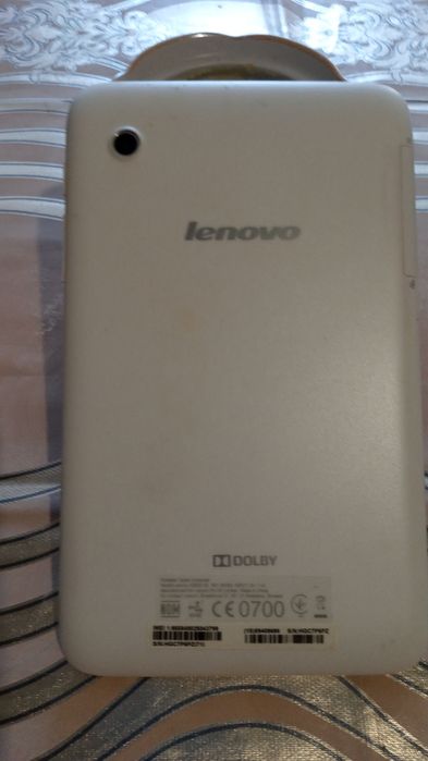 Планшет Lenovo СЄ 0700