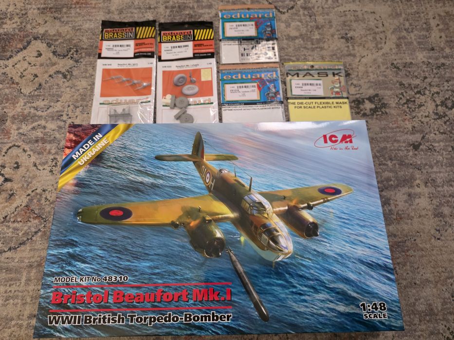 Bristol Beaufort Mk.I WWII British Torpedo-Bomber ICM 1/48  + dodatki