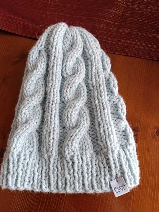 Gorro em lã azul
