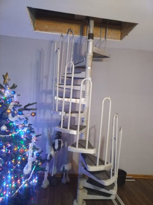 Sprzedam schody kręcone