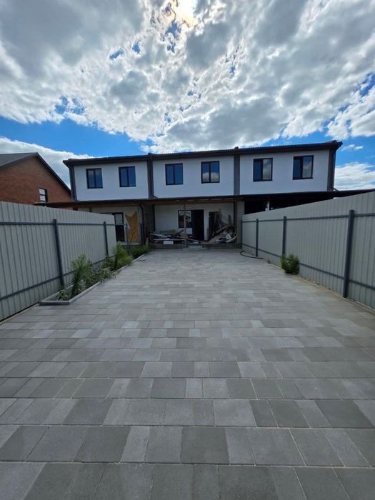 Продаж таунхауса на Летрі(Таращанський масив)