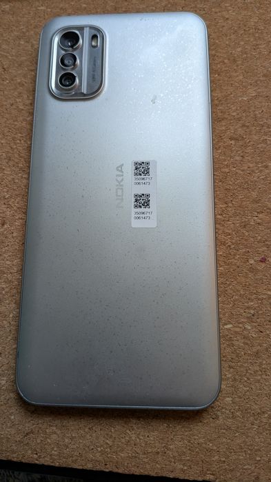 Vendo Nokia G65 5G embom estado,