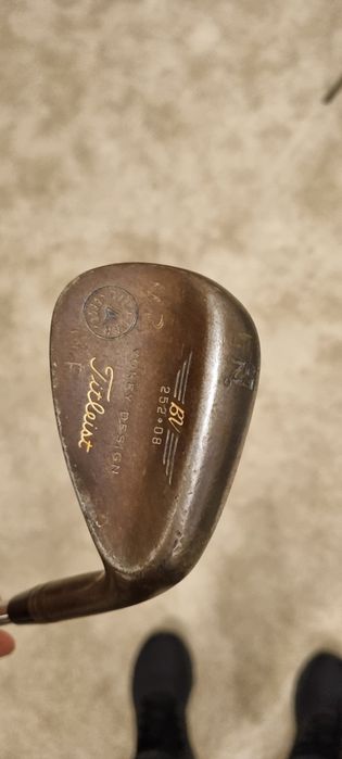 Wedge Titleist Bob Vokey 52° 8° bounce oil can