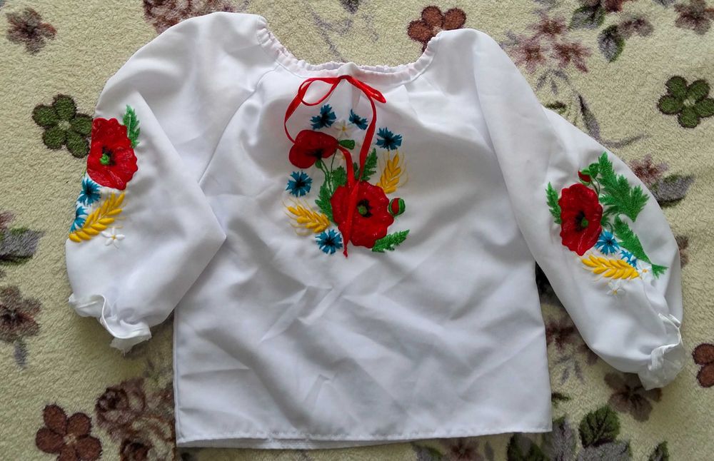 Вишиванка для дівчинки