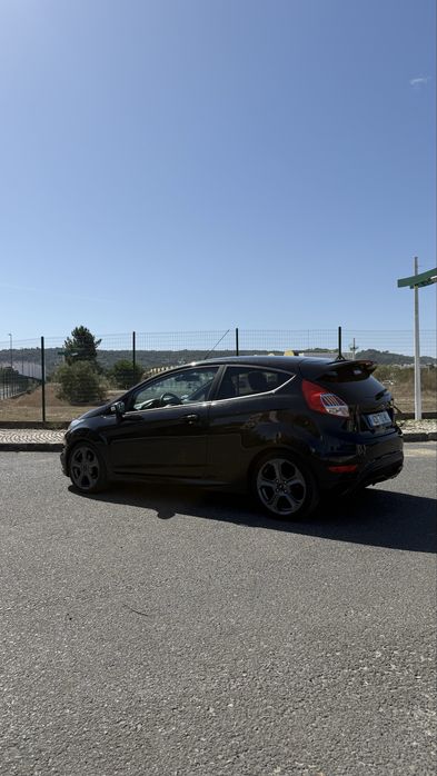 Fiesta st 2017  160 000kms