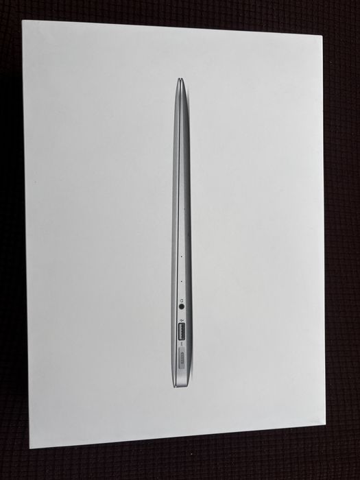 Laptop Apple MacBook Air 13 13,3" i5 - bateria 208 cykli - stan bdb