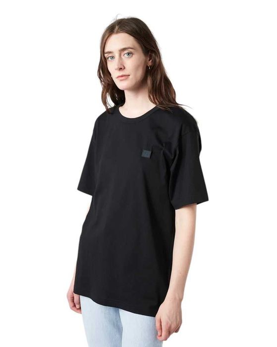 Футболка Acne Studios T-Shirt With Ellison Face Patch Navy \ Black \ Beige \ Pink \ Purple