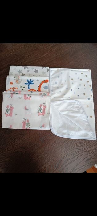 Нові пеленки, одна не проникаюча