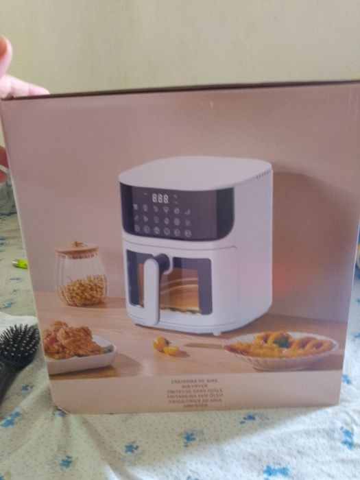 Fritadeira sem óleo 5,5l  nova na caixa