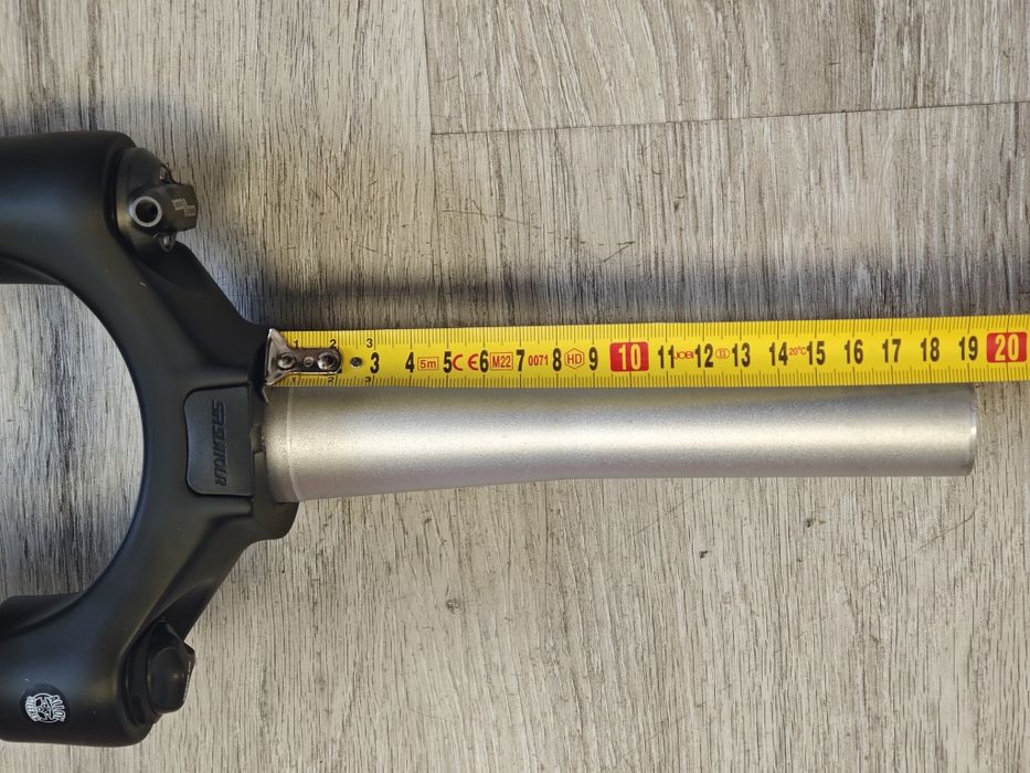 Amortyzator SR Suntour Max 32 Air do koła 28"