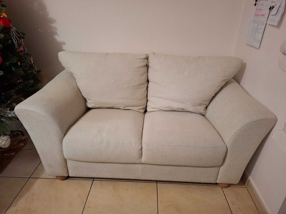 Sofa dwuosobowa livingroom, dł. 150x75x90.