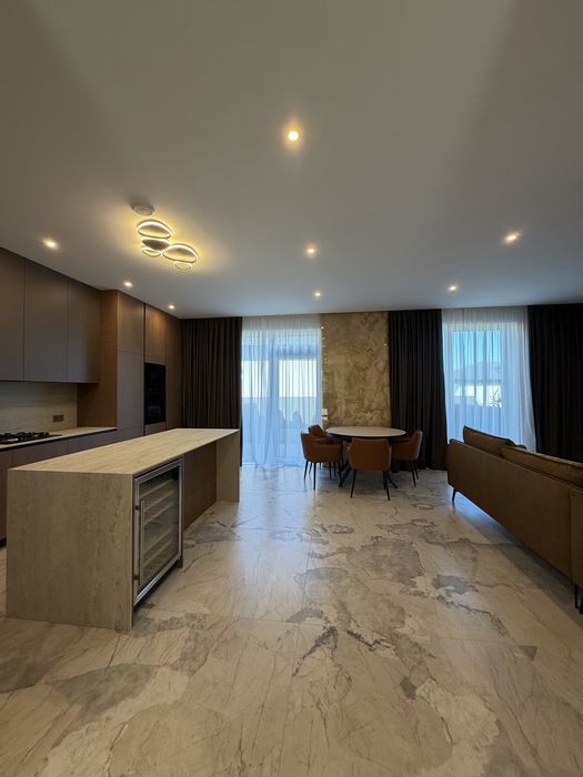 Автономний Townhouse