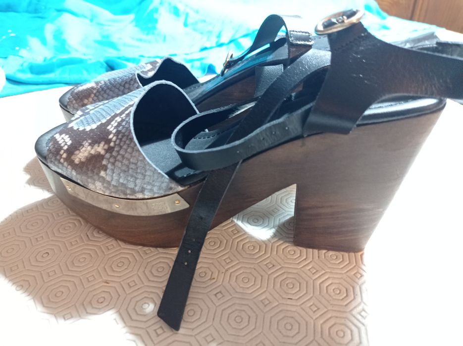 Sandálias Glória Ortiz