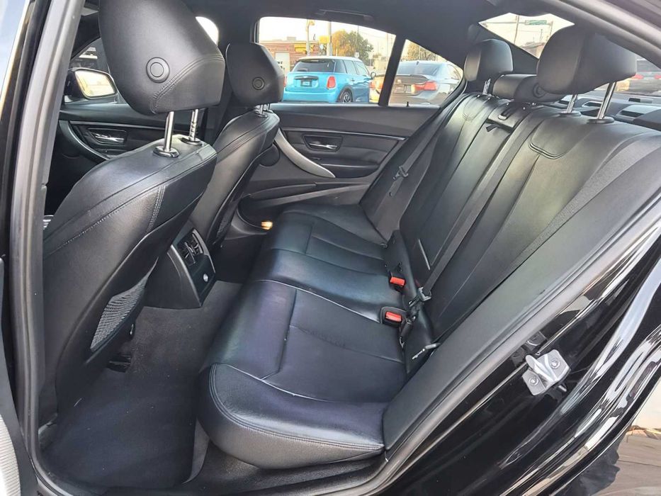 BMW 3 Series 328i      2015