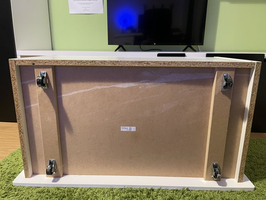 Gavetão stuva målad ikea