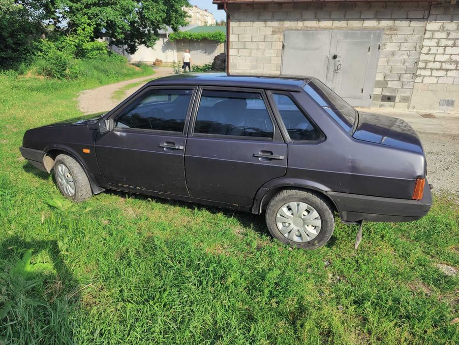 продам ВАЗ 21099