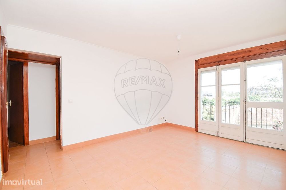 Apartamento T2 para arrendamento