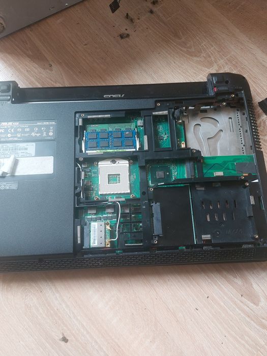 Laptop i matryca