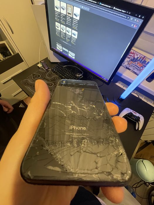 Iphone X 64gb (uszkodzony)