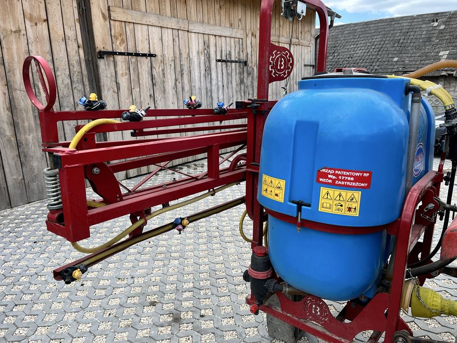 Opryskiwacz polowy zawieszany P340 – 400 L / 12 m – 2013 – Stan BDB