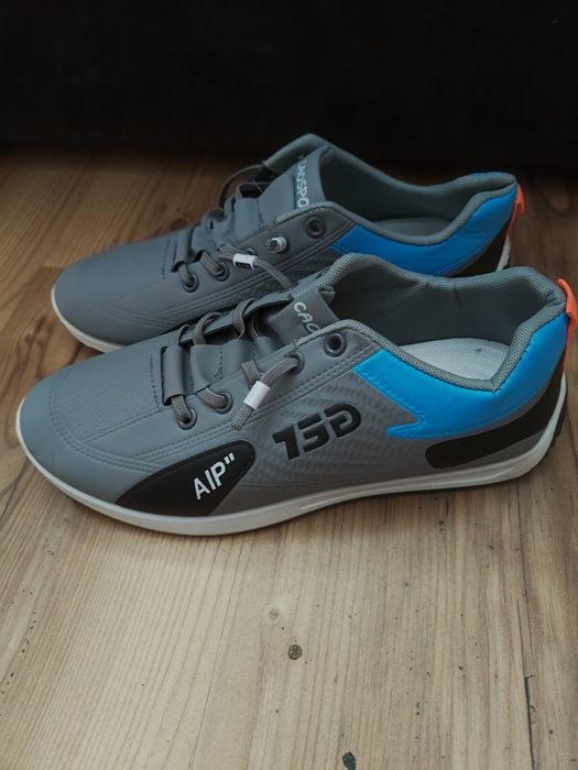 Adidasy damskie nowe