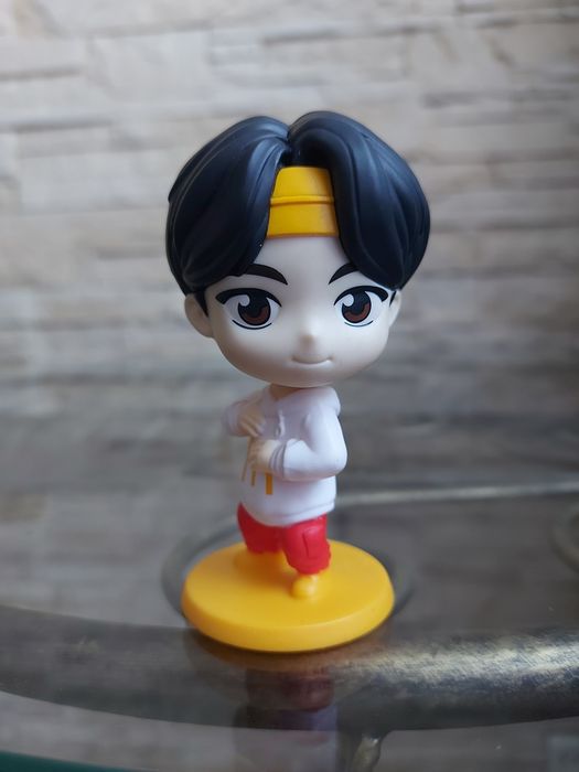Figurka BTS TinyTan Jin chibi kawaii kolekcjonerska K-pop