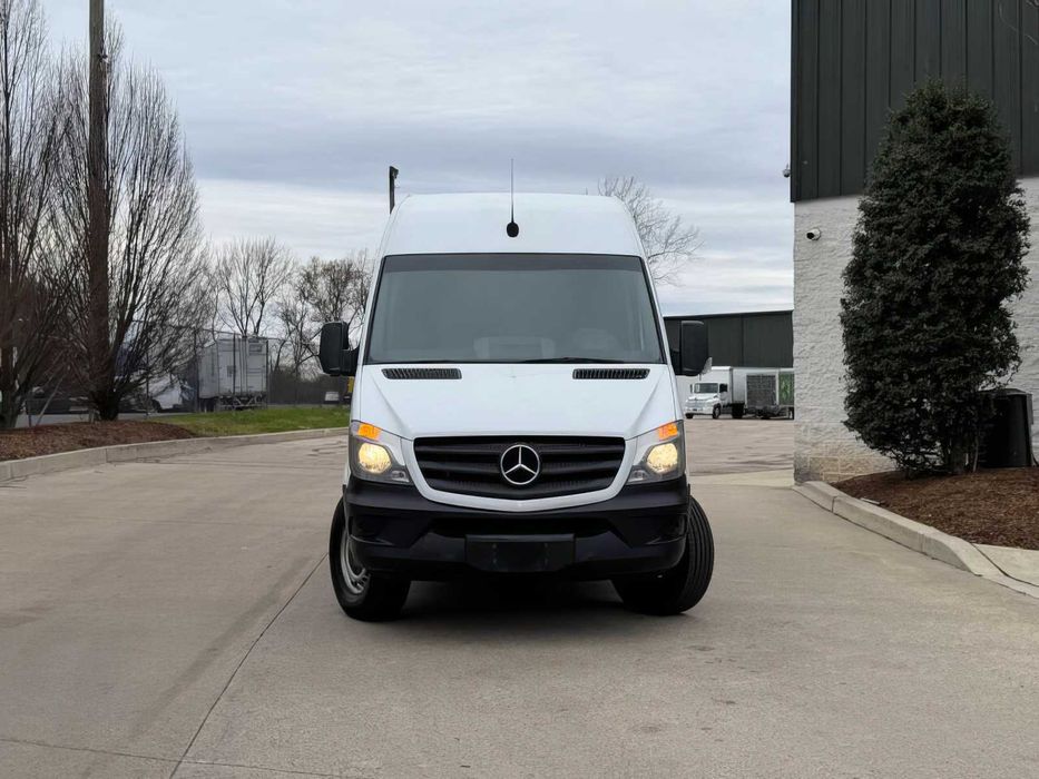 Mercedes-Benz Sprinter 2500      2017