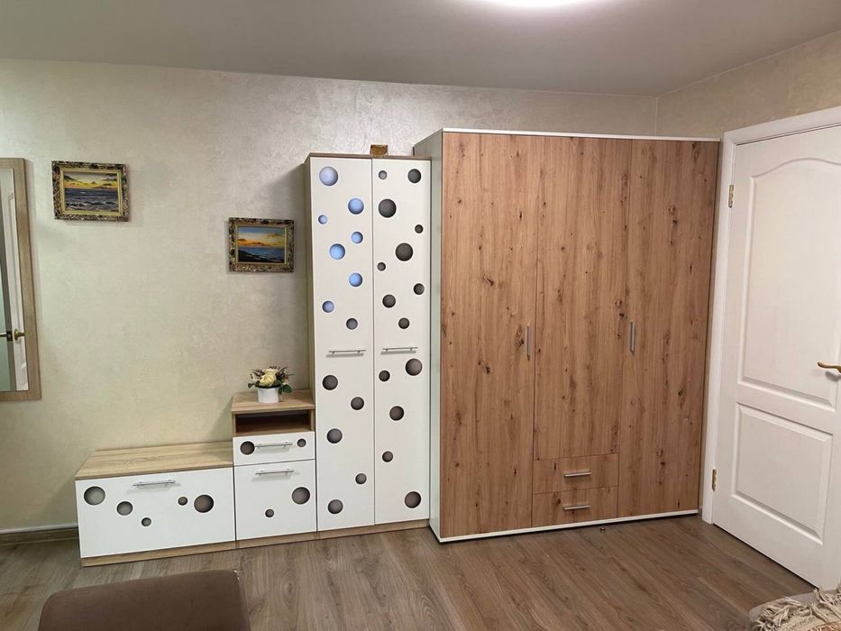 2к Квартира подобово, помісячно, з євроремонтом. Ст. м. Святошин (2хв)