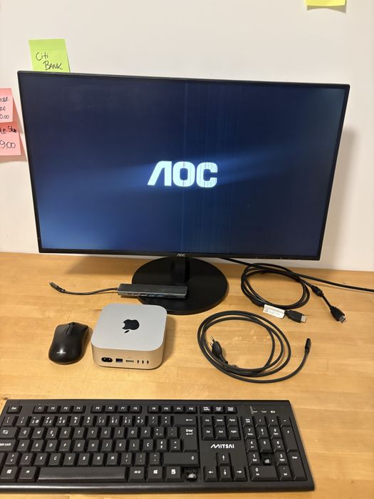 Mac Mini M4 (Monitor 4k)