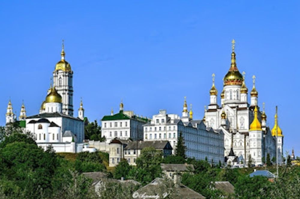 Продаж земельної ділянки під забудову м.Почаїв