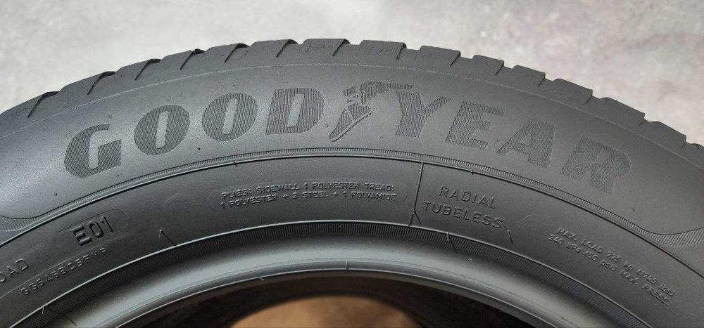 215.60.16 Goodyear Vector 4Seasons 2шт