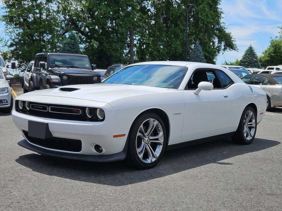 Dodge Challenger      2020