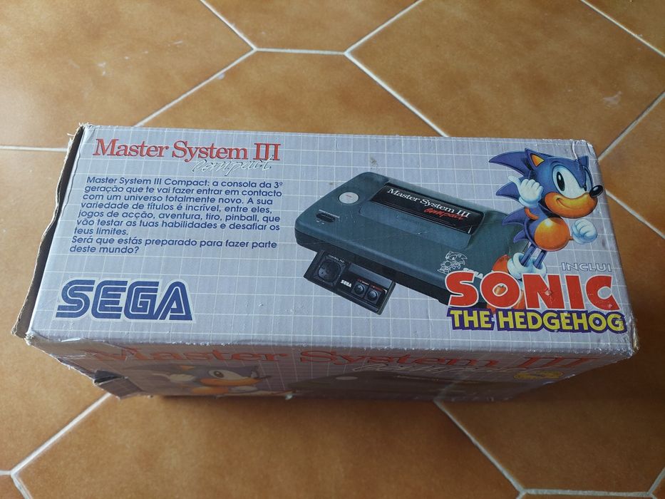 Master System iii Compact na caixa