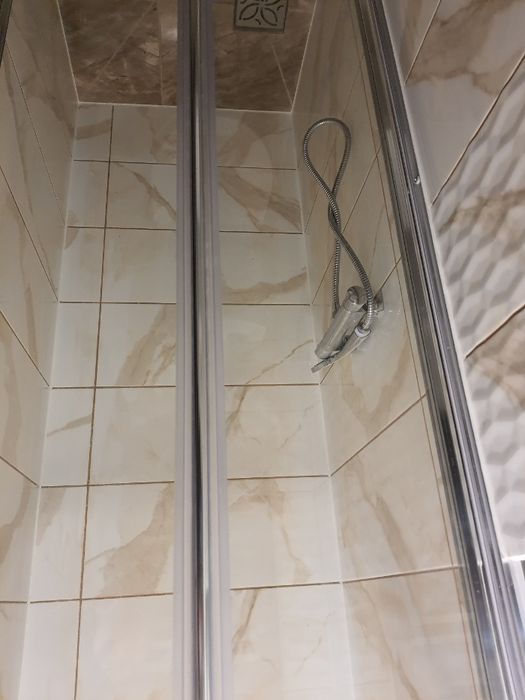 HOSTEL tanie pokoje Wi-Fi kwatera dla pracowników Koszalin Faktura