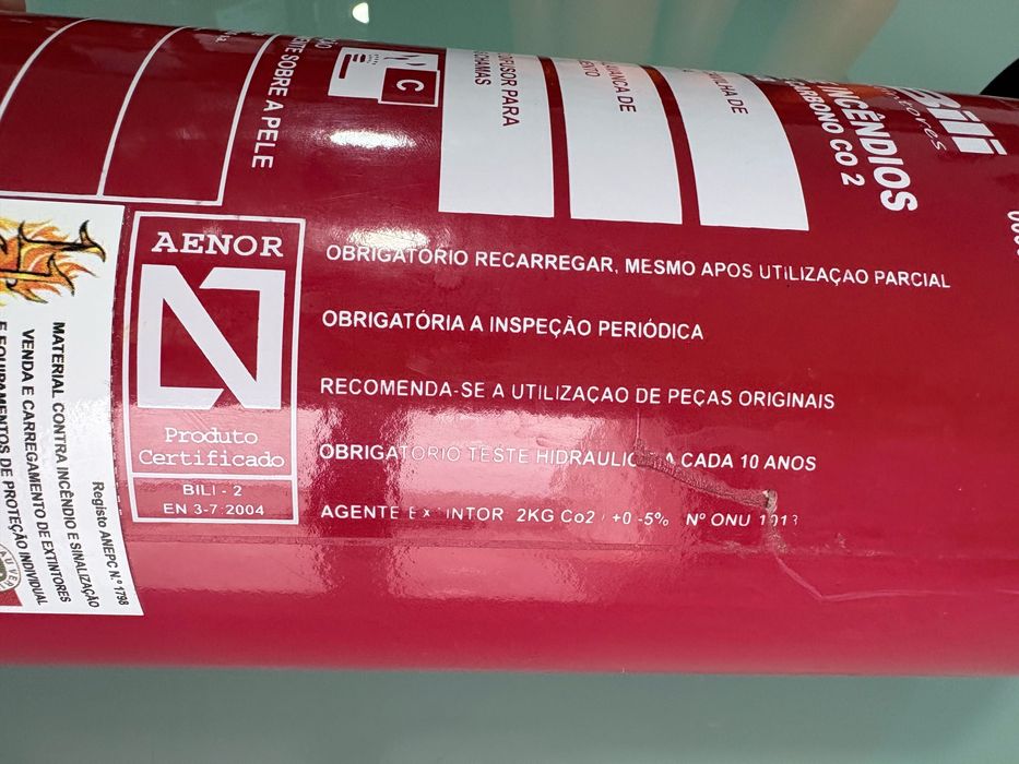 Extintor CO2 2kg Bili Classe B e C [9]