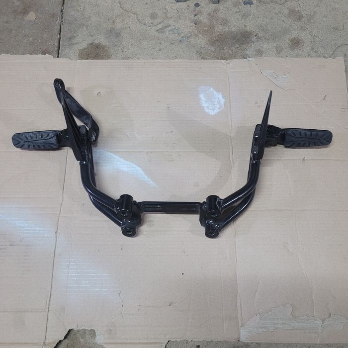 Podnóżki KTM Duke 390 125 sety pasażera set podnóżek