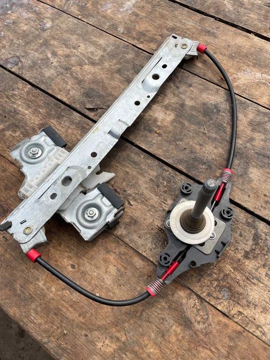 Механізм склопідіймача Ford Fiesta 8A61A27001alAL  ЗД.ЛВ.