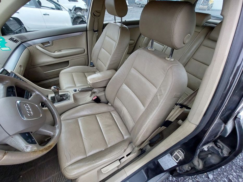 AUDI A4 B7 AVANT KOMBI WNĘTRZE KOMPLETNE FOTELE KANAPA BOCZKI SKÓRA 19/12