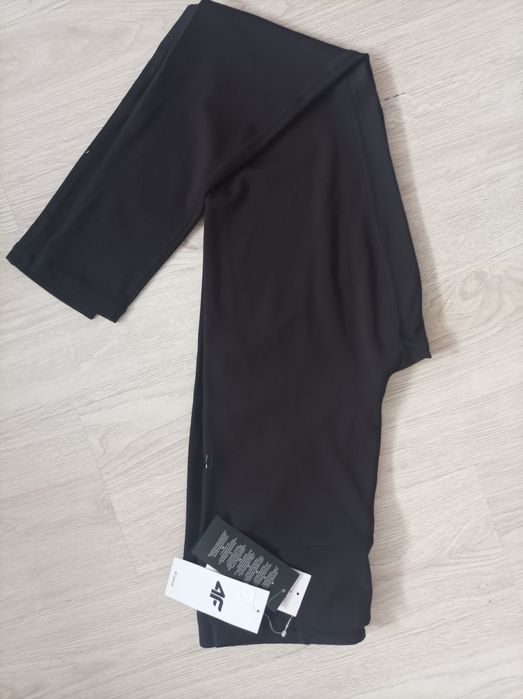 Leginsy sportowe rozmiar L