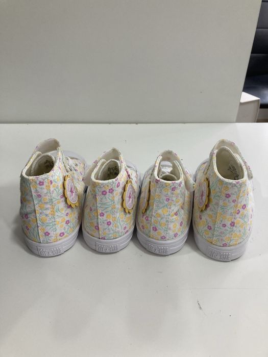 Sapatilhas converse novas tamanho 22,23,24,25