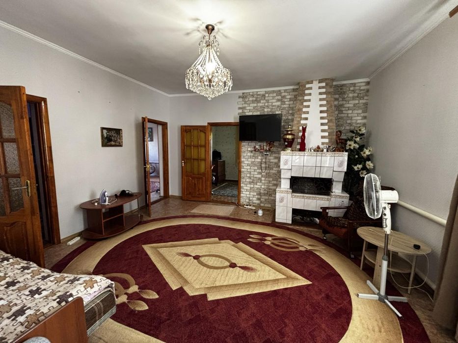 Продаж будинку Кагарлик.